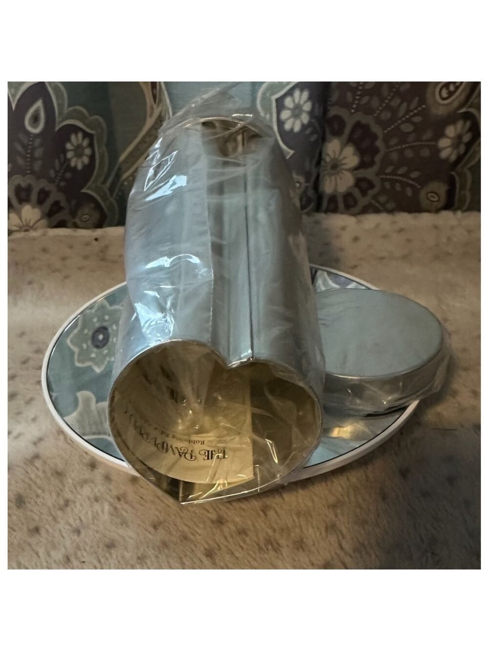 Heart-shaped Pampered Chef Valtrompia Bread Tube  #1560 New in Box